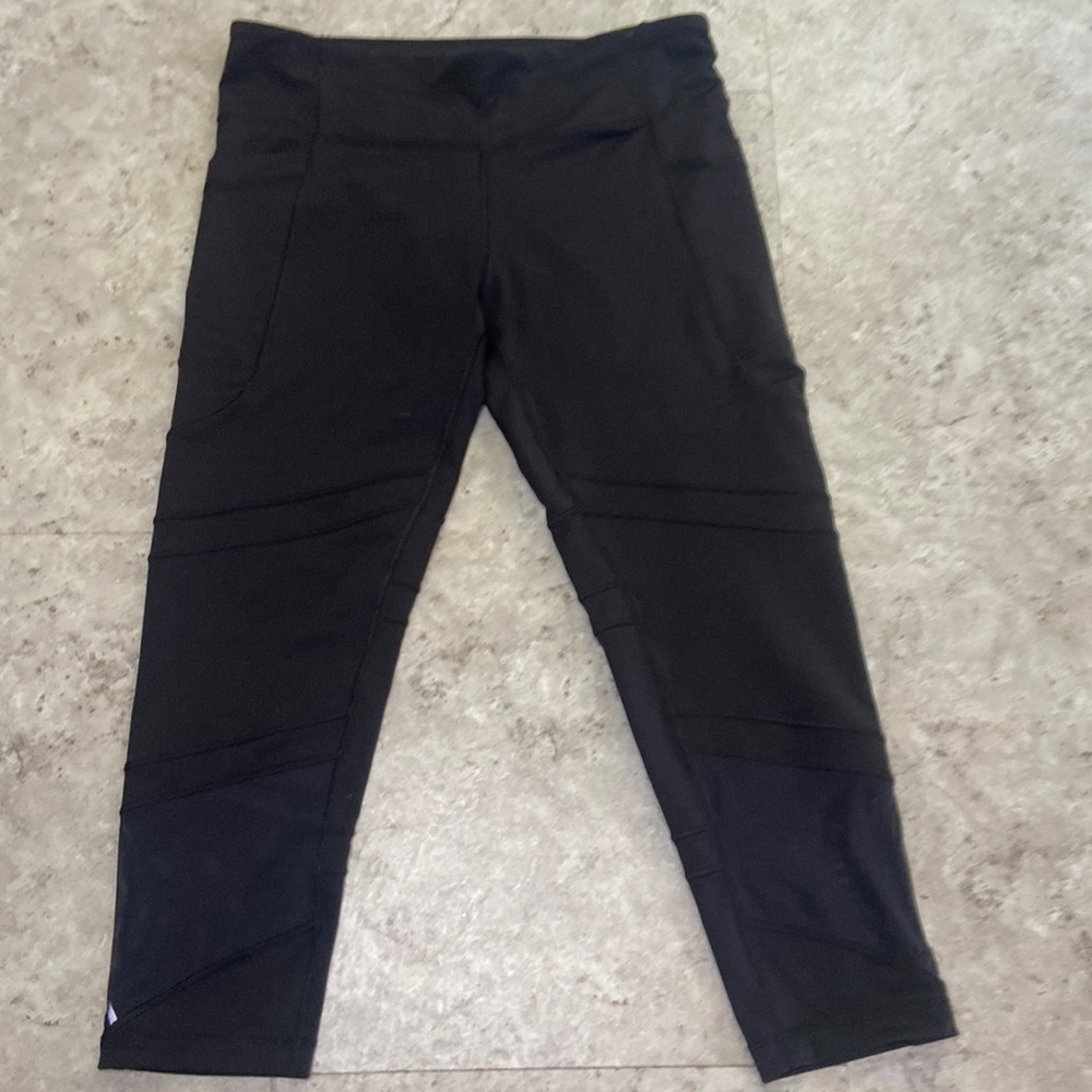 Black cropped mesh ivivva leggings
